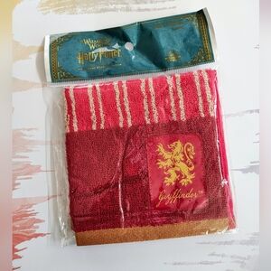 Universal Studios Japan Harry Potter Gryffindor Mini Towel - NEW